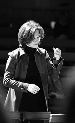 laurence_equilbey-244x401