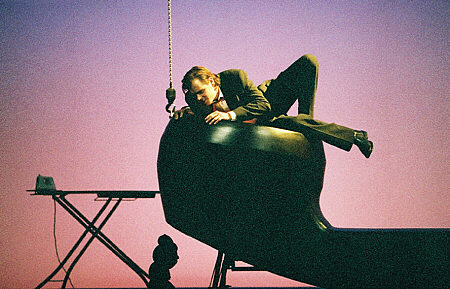 The Telephone - photo (c) Franck Galbrun