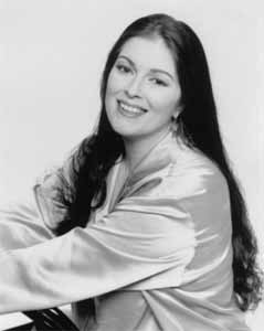 Jennifer Larmore (c) Alvaro Yanez