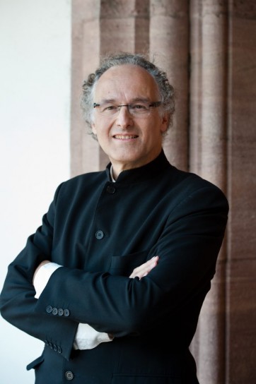 Dominique-Vellard-01-©-Susanna-Drescher-681x1024