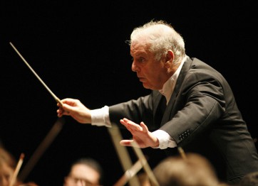 Argentinian-born conductor Daniel Barenb