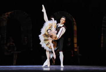 Maria Yakovleva et Denys Cherevychko (c) Wiener Staatsballett-Dimo Dimov