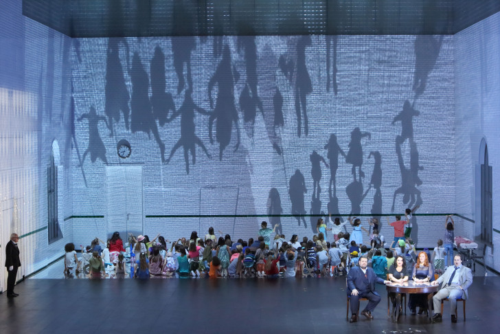 Die Frau ohne Schatten, Munich 2013