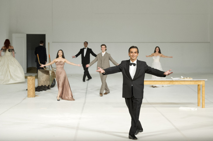 Two cigarettes in the dark (Saison 2014-2015)