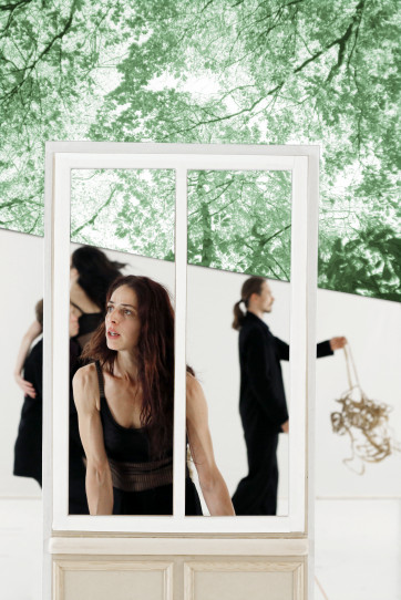 NOW (Carolyn Carlson 2014)