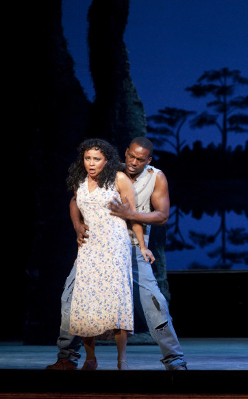 © Luciano Romano / Teatro San Carlo (Napoli) 2012 