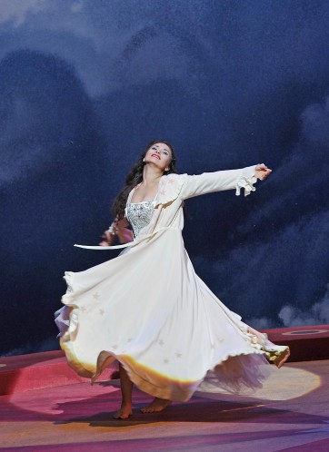 +La_Traviata_Baden-Baden_2015_c_Andrea_Kremper (26)bis