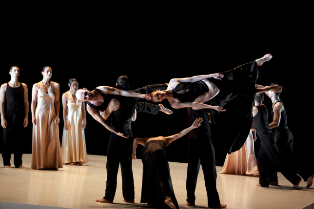 SASHA WALTZ ROMEO UND JULIETTE DEUTSCHE OPER BERLIN Premiere: 18.04.2015