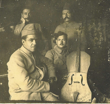 1-Les musiciens du général Mangin © Coll. Musée de la Grande Guerre – Pays de Meaux