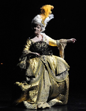 L'Affaire Makropoulos (Strasbourg16)_6