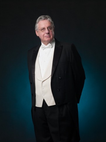 John-Neschling®Marcio_Scavone.01