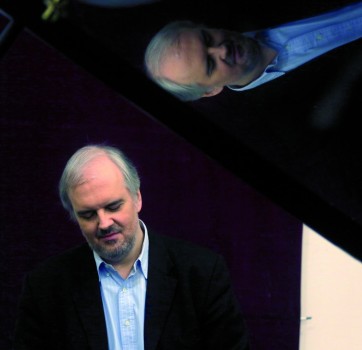 Nicholas-Angelich-cJean-François-Leclercq-Erato5707780d6cf23-1024x991