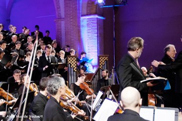 Trio Évangéliste, Jésus, Pilate