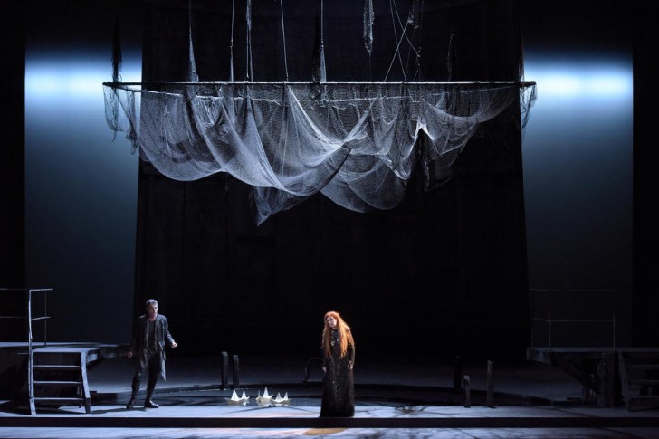 PELLEAS ET MELISANDE - Compositeur : Claude DEBUSSY - Livret de Maurice MAETERLINCK - Direction musicale : Louis LANGREE - Mise en scene et scenographie : Eric RUF - Costumes : Christian LACROIX - Lumiere : Bertrand COUDERC - Avec : Patricia PETIBON (Melisande) - Jean Sebastien BOU (Pelleas) - Le 05 05 2017 - Au Theatre des Champs Elysees - Photo : Vincent PONTET