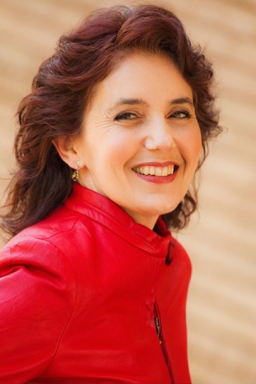 LouiseBessette2011_red