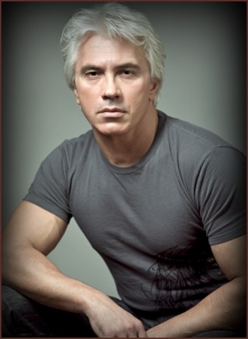 2014-05-19-DmitriHvorostovsky_PhotoPavelAntonov-thumb