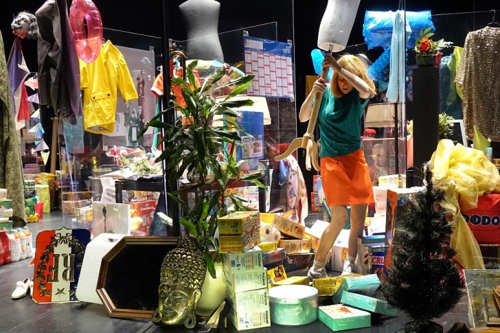 18 ème Biennale de la Danse de Lyon 2018 le 13 septembre 2018 "Ligne de crête" au TNP salle Jean Bouise Pièce pour 6 danseurs Conception et chorégraphie Maguy Marin Lumière Alexandre Béneteaud © Christian GANET / PHOTOGRAPHE 18, rue du Paillet F-69570 DARDILLY Tèl:33(0)4 78 35 75 19 christian.ganet@orange.fr