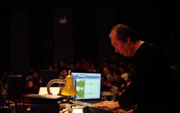 xiaofu à la console