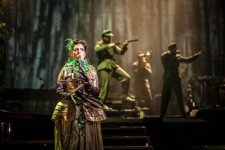 3 donnerstag aus licht-206 DR Meng Phu