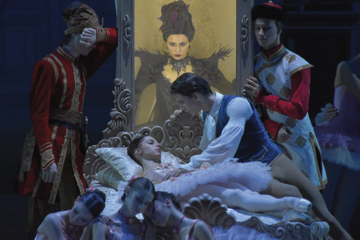 La Belle.Mikhail Logvinov.02