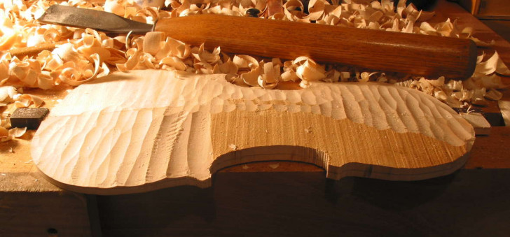 Luthiers-lutherie-artisanat-violon-atelier_format_1180x550