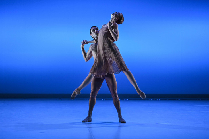 Mozart à 2 Irma Hoffren, Mickaël Conte © Olivier Houeix Malandain Ballet Biarritz