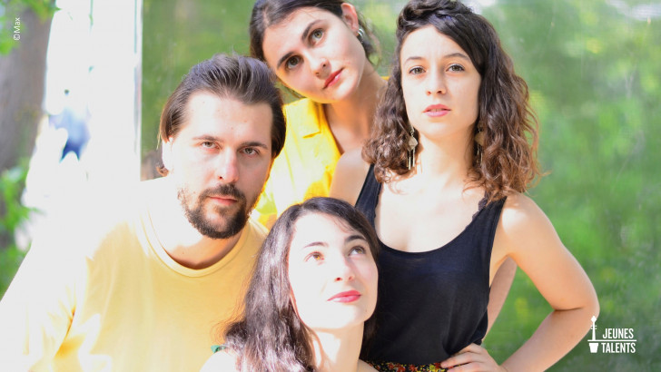 cet_etrange_eclat_c_max