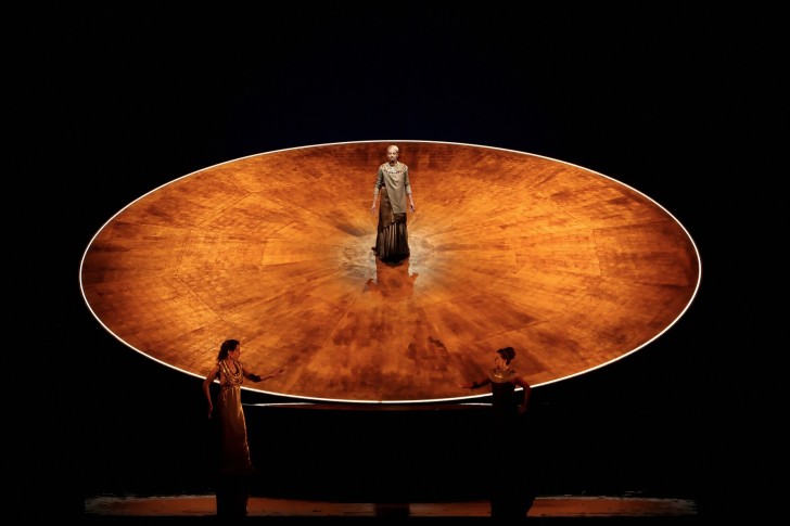 030 Akhnaten © BdL pg 07