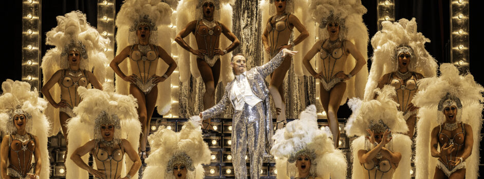 Damien Bigourdan (Goerges) - La Cage aux folles - Théâtre du Châtelet © Thomas Amouroux (44)