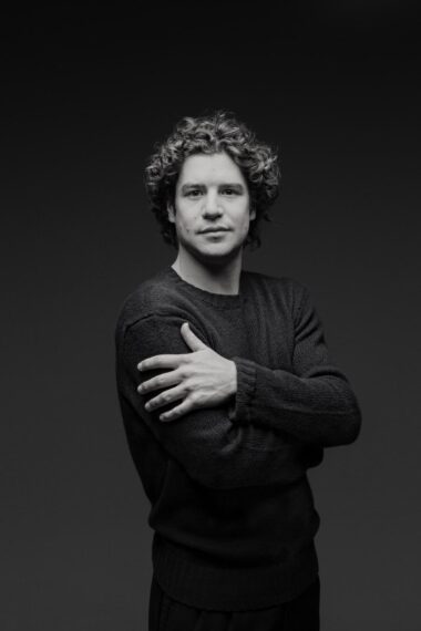 Robin Ticciati et l&rsquo;Orchestre Philharmonique du Luxembourg pour une 6e de Mahler austère et stimulante