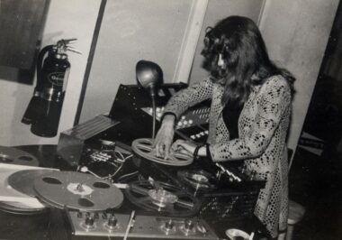 Éliane Radigue, aux confins de l’écoute