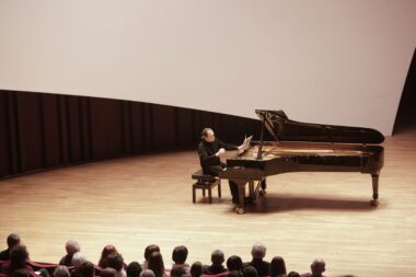 Pierre-Laurent Aimard à Luxembourg pour un hommage à Kurtág