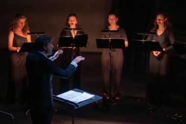 Les voix sculptées entre Rodin et Michel-Ange à l&rsquo;Auditorium du Louvre